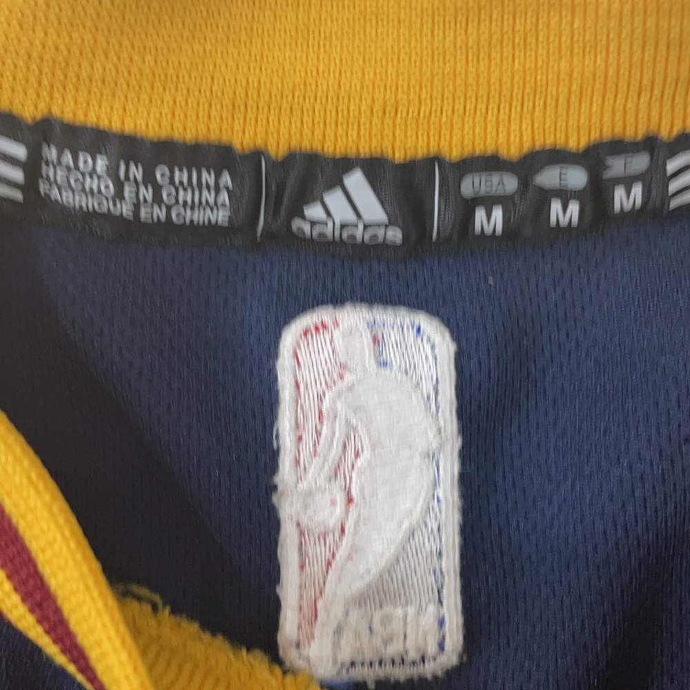 Adidas Lebron James Cleveland Cavaliers Jersey - Picture 4 of 4